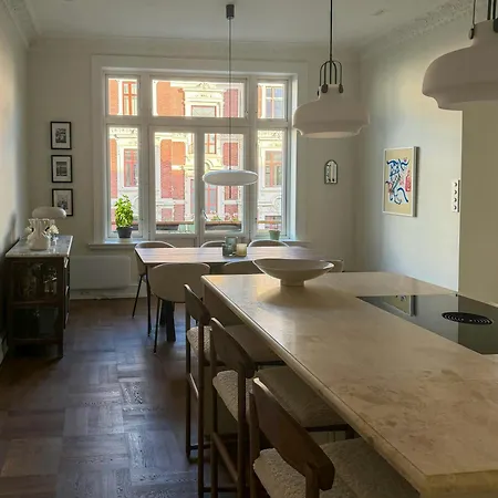 Classic 1890s Building On Frogner Apartament *